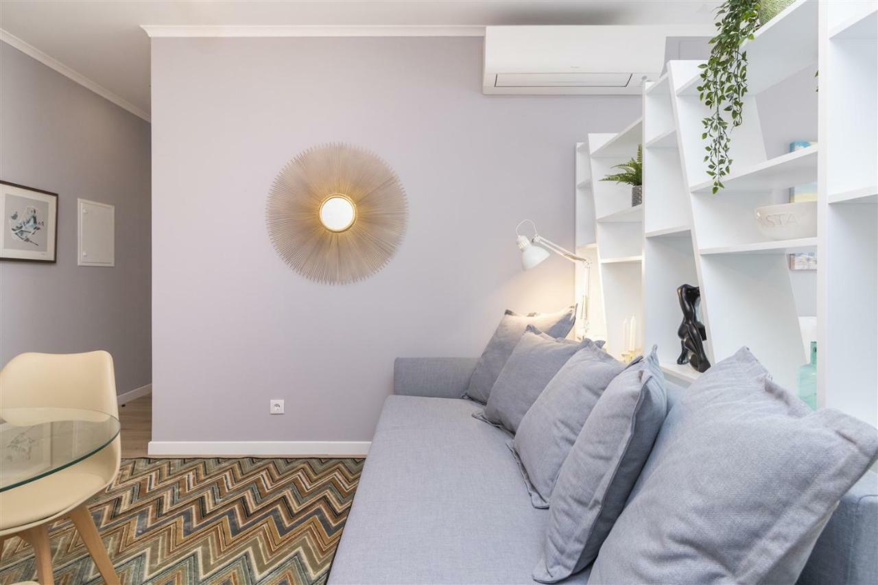 Apartament Calcada Dos Barbadinhos Lizbona Zewnętrze zdjęcie