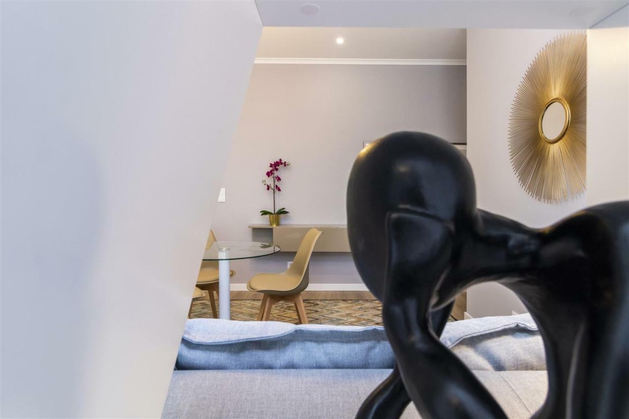 Apartament Calcada Dos Barbadinhos Lizbona Zewnętrze zdjęcie
