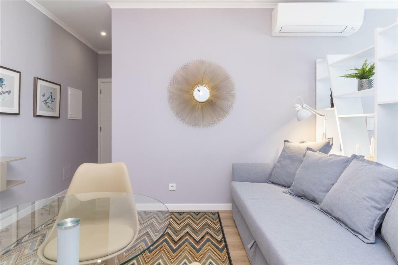 Apartament Calcada Dos Barbadinhos Lizbona Zewnętrze zdjęcie